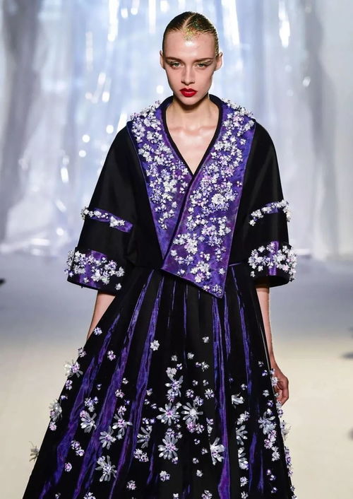 中國風(fēng)民族服飾 全世界頂尖時(shí)裝大師為它著了魔